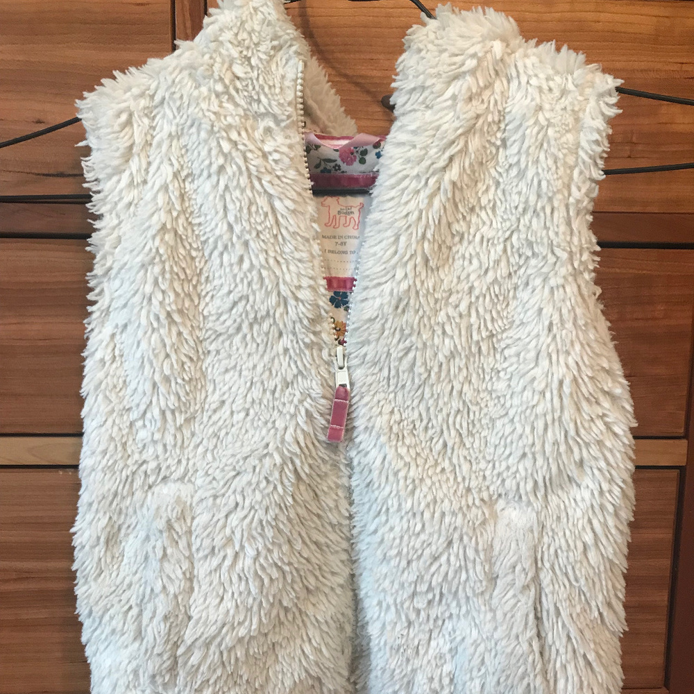 Mini Boden White Fuzzy Hooded Vest 7-8